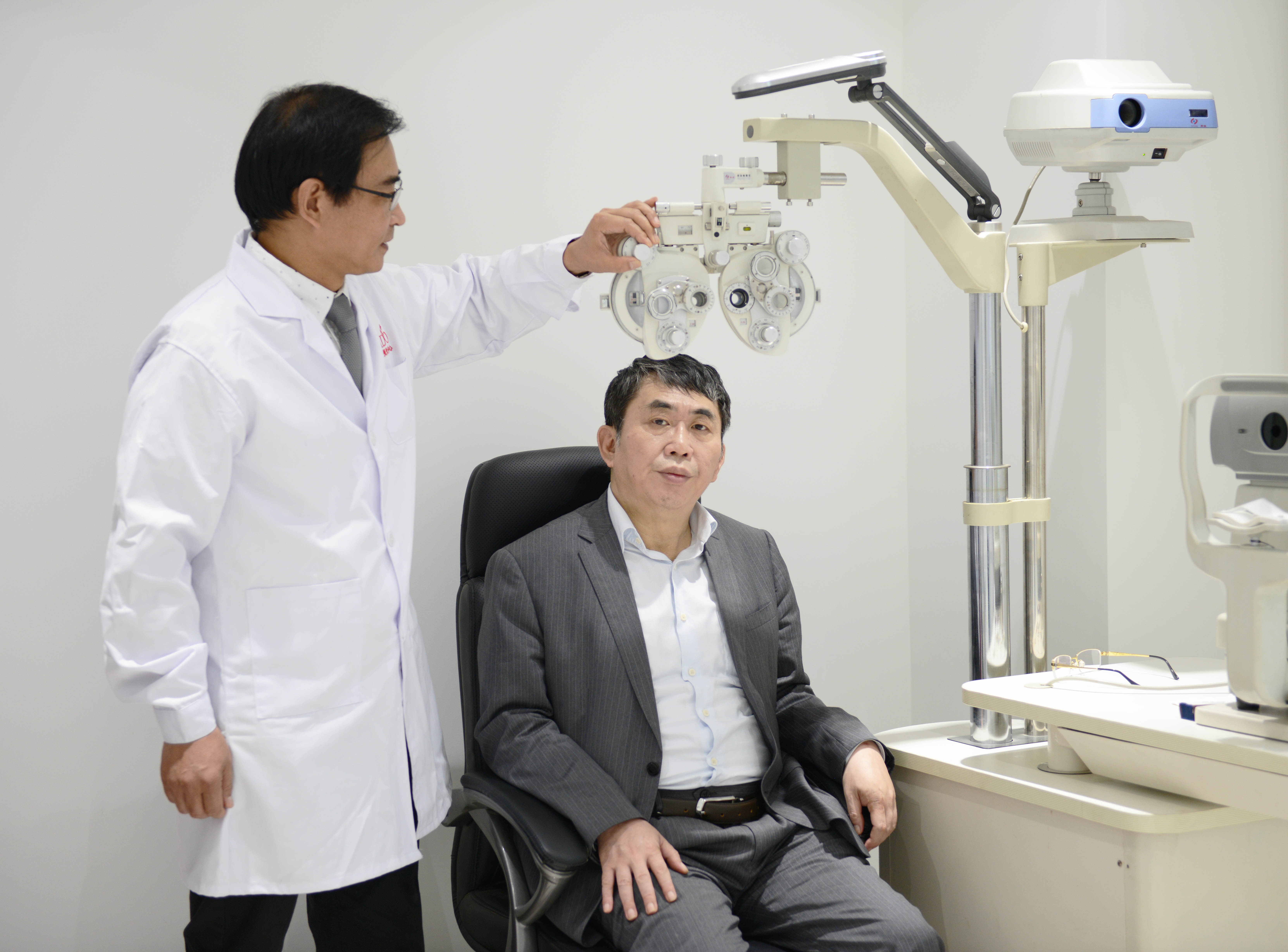 真實案例！多焦鏡為什么要定期到店復檢、調(diào)校？